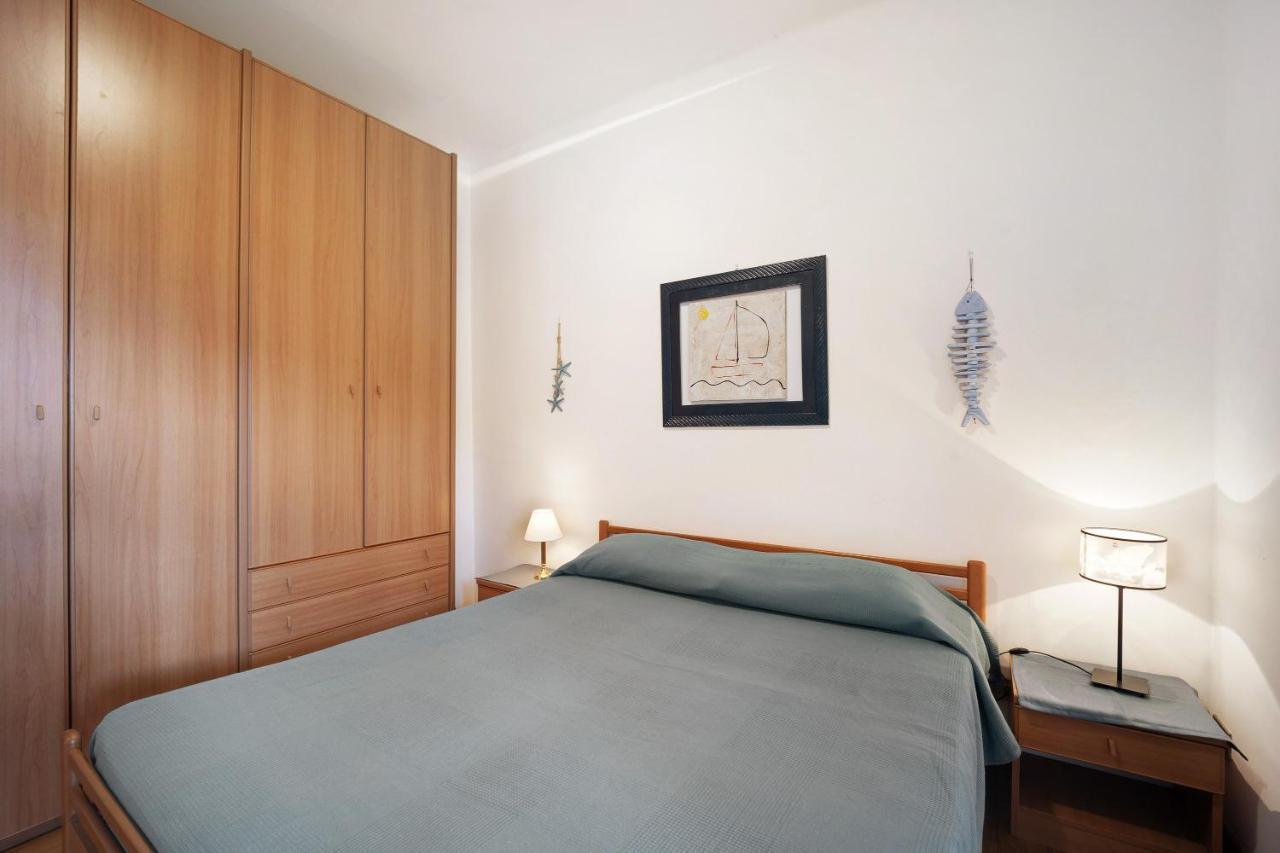 Casa Serena 12 Bordighera Esterno foto