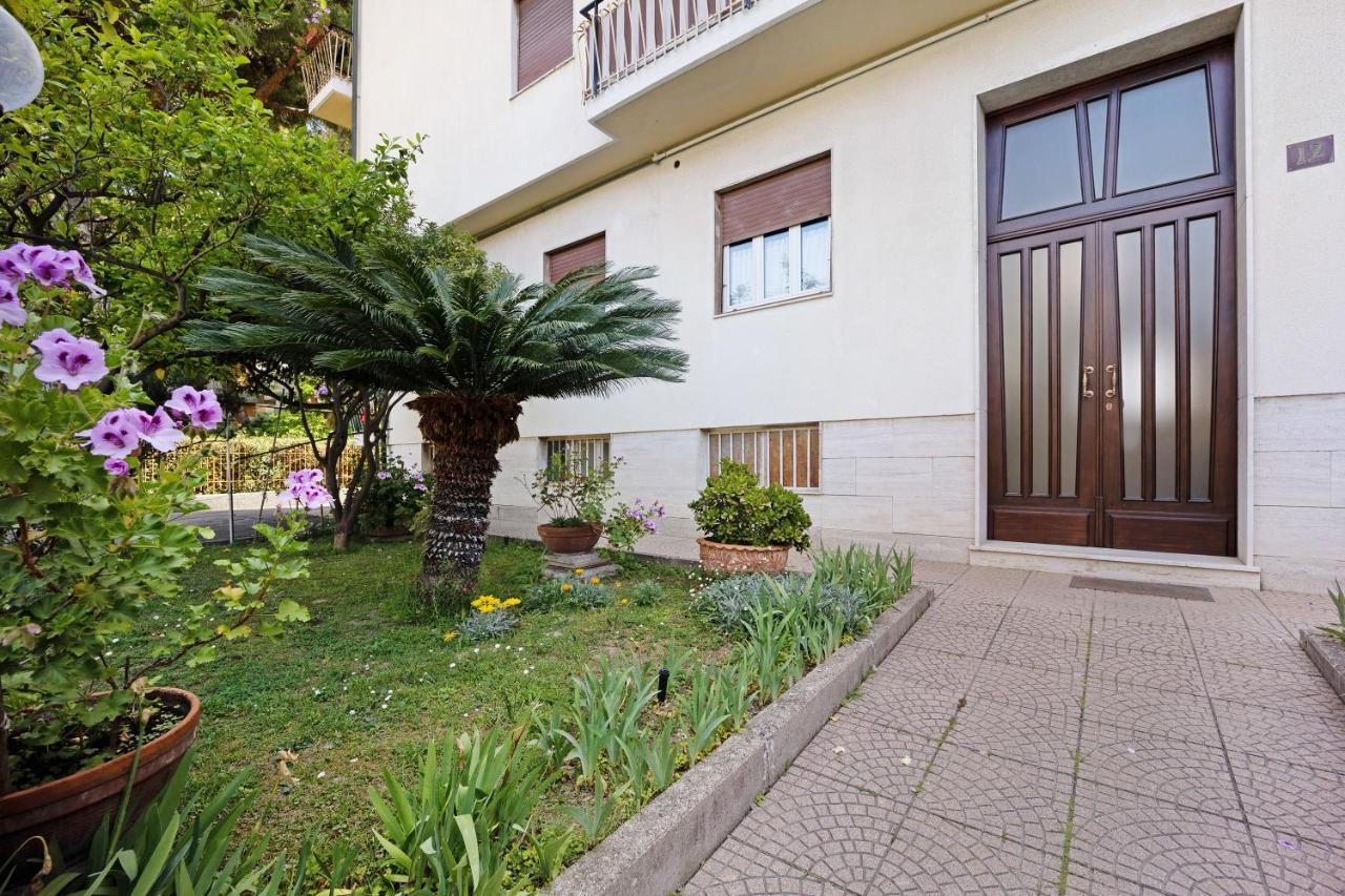 Casa Serena 12 Bordighera Esterno foto